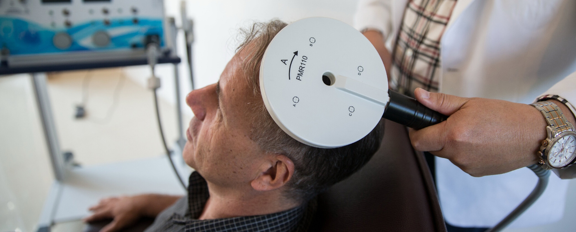 TMS - Transcranial Magnetic Stimulation คลินิกสมอง บ้านลลิสา เชียงใหม่