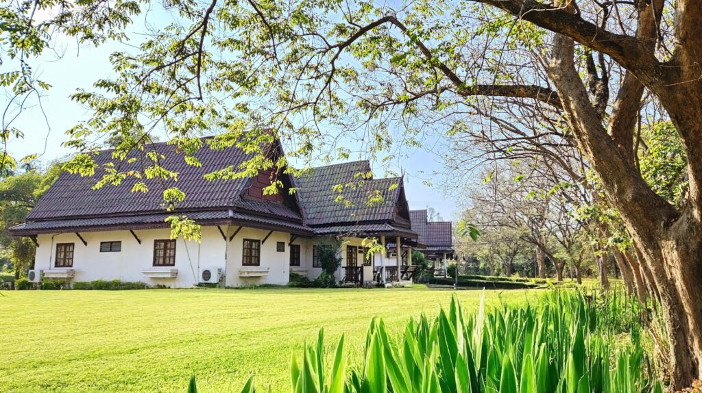 บรรยากาศ ภายนอก ศูนย์ดูแลผู้สูงอายุ บ้านลลิสา จอมทองเชียงใหม่