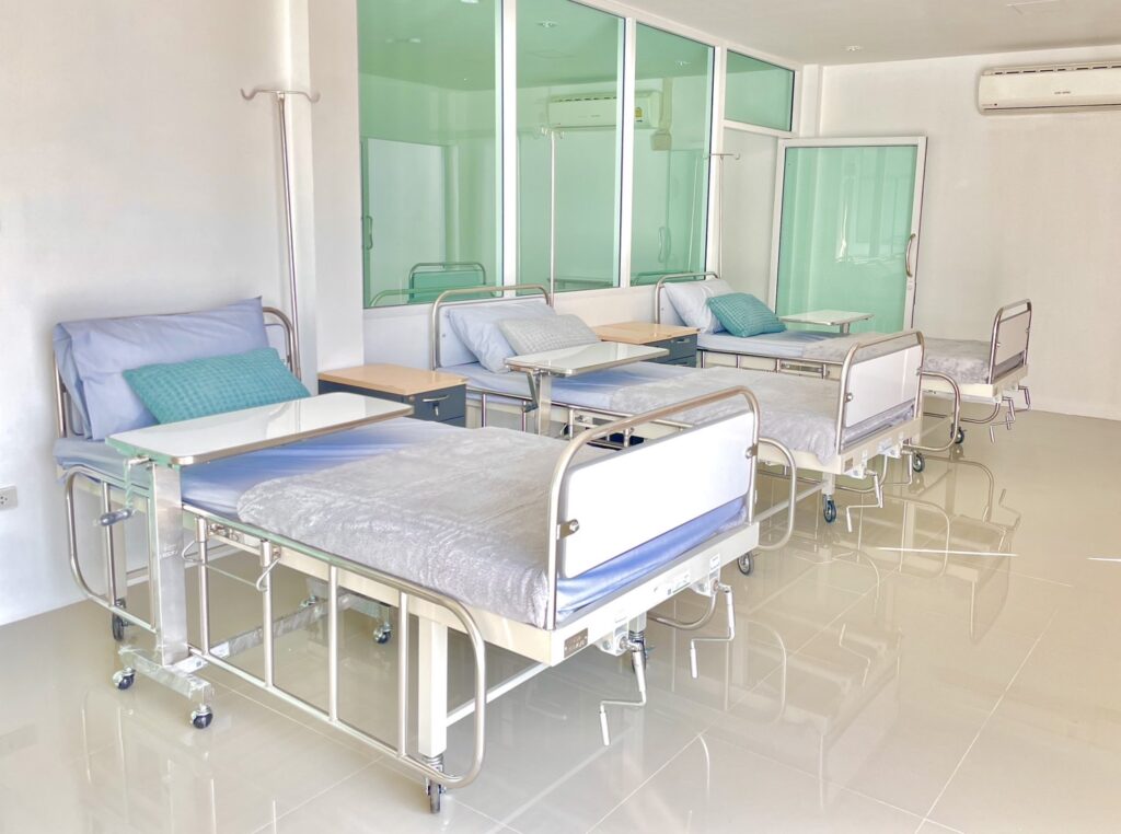 ศูนย์ดูแลผู้สูงอายุ บ้านลลิสา ทวีวัฒนา ห้องนอนรวม