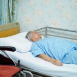 การดูแลผู้ป่วยติดเตียงและพักฟื้นหลังผ่าตัดอย่างมืออาชีพ ป้องกันแผลกดทับ