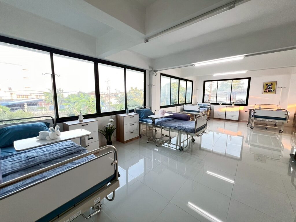 ห้องรวม ศูนย์ดูแลผู้สูงอายุ บ้านลลิสา รามอินทรา